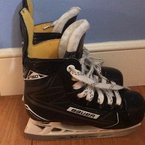 Hockey skates